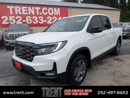 Platinum White Pearl 2025 Honda Ridgeline TrailSport
