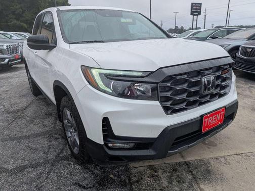 Platinum White Pearl 2025 Honda Ridgeline TrailSport