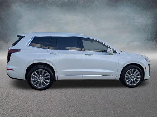 2025 Cadillac XT6 Premium Luxury FWD