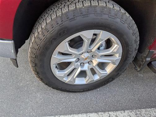 2025 Chevrolet Silverado 1500 LTZ