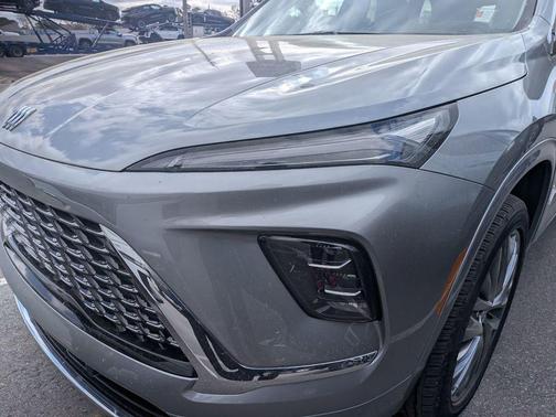 2025 Buick Enclave Avenir FWD