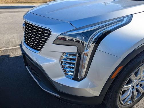 2021 Cadillac XT4 Premium Luxury