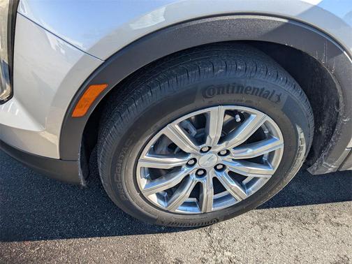 2021 Cadillac XT4 Premium Luxury