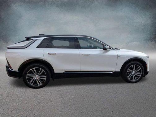 2025 Cadillac LYRIQ Luxury w/1SC