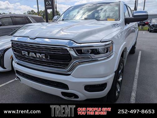Ivory White Tri-Coat Pearlcoat 2022 RAM 1500 Limited