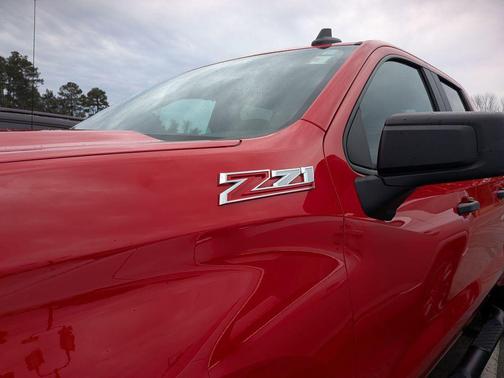 2019 Chevrolet Silverado 1500 Custom Trail Boss