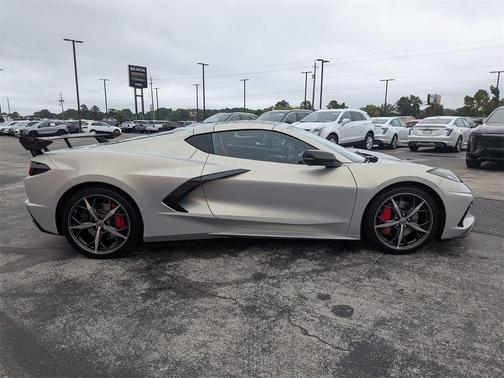 2022 Chevrolet Corvette Stingray w/2LT