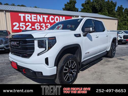 Summit White 2025 GMC Sierra 1500 AT4