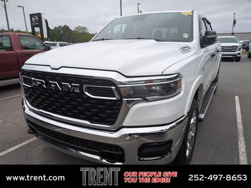 Bright White Clearcoat 2026 RAM 1500 Big Horn/Lone Star