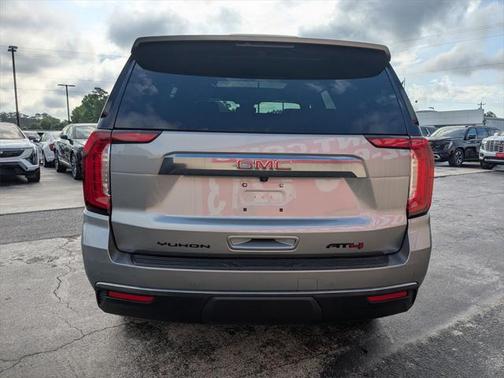 2024 GMC Yukon 4WD AT4