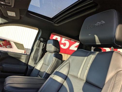 2023 Chevrolet Silverado 3500 High Country