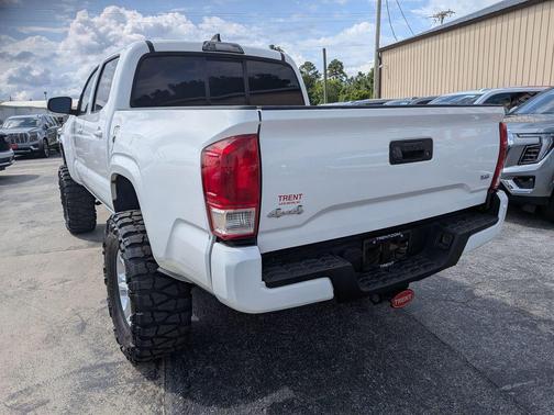 Super White 2017 Toyota Tacoma SR
