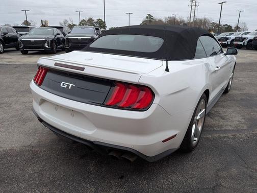 OXFORD WHITE 2019 Ford Mustang GT Premium