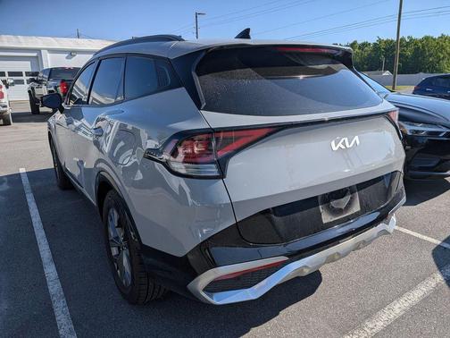 Wolf Gray 2023 Kia Sportage SX