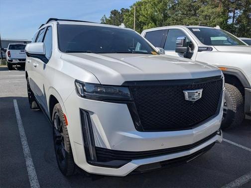 2023 Cadillac Escalade Sport