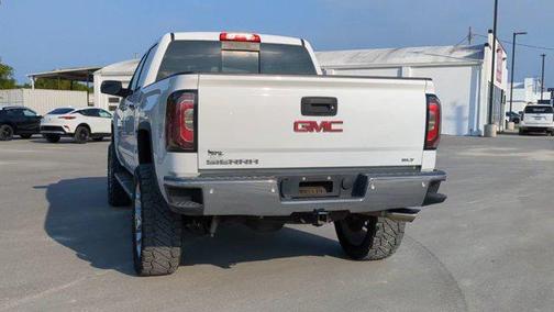 Summit White 2018 GMC Sierra 1500 SLT