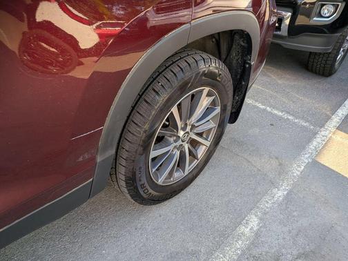 Ooh La La Rouge Mica 2019 Toyota Highlander XLE