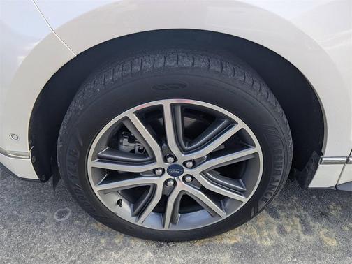 2019 Ford Edge Titanium