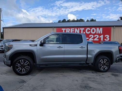 Sterling Metallic 2023 GMC Sierra 1500 AT4