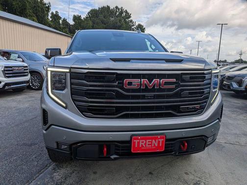 Sterling Metallic 2023 GMC Sierra 1500 AT4