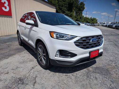 STAR WHITE 2021 Ford Edge Titanium