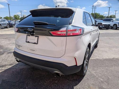 STAR WHITE 2021 Ford Edge Titanium