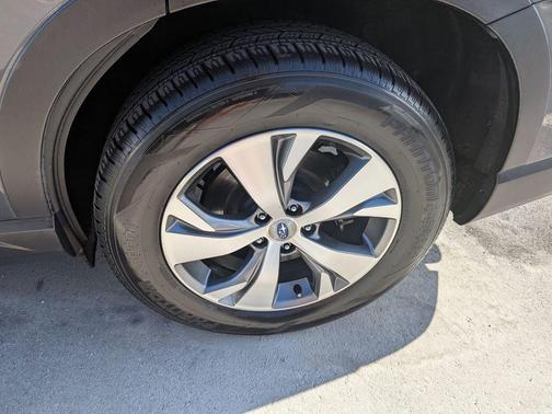 2019 Subaru Ascent Premium 8-Passenger