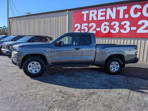 2024 Nissan Frontier S