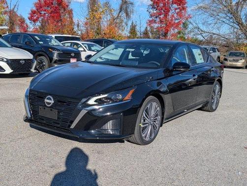 2025 Nissan Altima SL