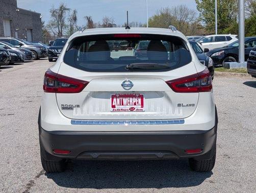 2022 Nissan Rogue Sport SL