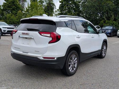 2023 GMC Terrain SLT