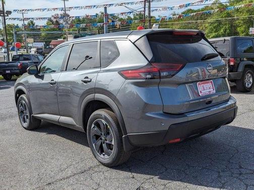 2025 Nissan Rogue SV