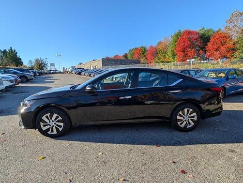 2025 Nissan Altima S