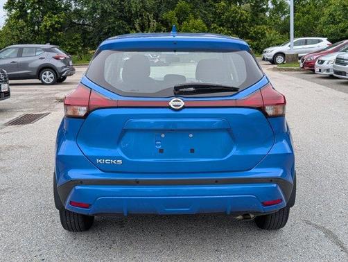 2021 Nissan Kicks S