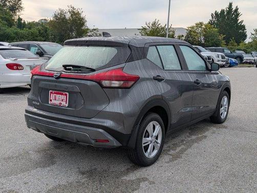 2025 Nissan Kicks Play S