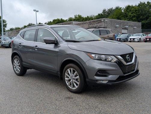 2022 Nissan Rogue Sport SV