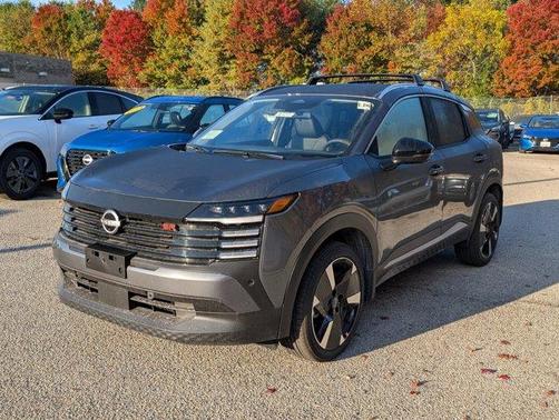 2026 Nissan Kicks SR