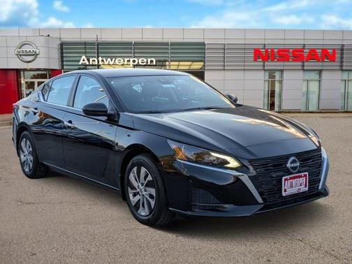 2025 Nissan Altima S