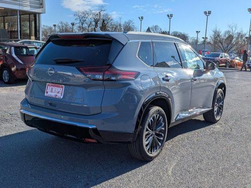2025 Nissan Rogue Platinum