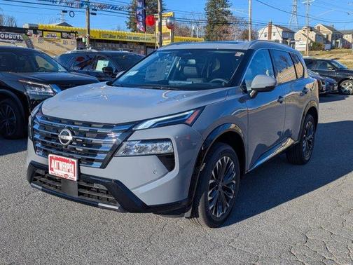 2025 Nissan Rogue Platinum