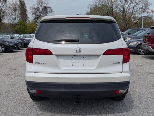 2017 Honda Pilot EX