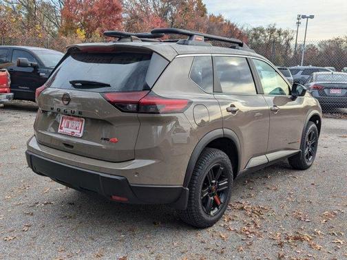 2025 Nissan Rogue Rock Creek