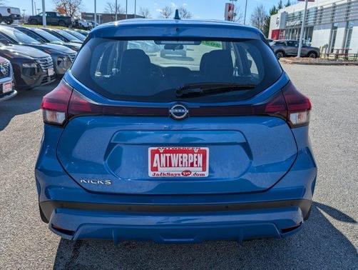 2024 Nissan Kicks S