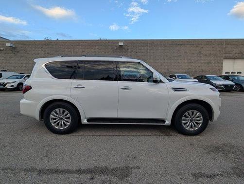 2023 Nissan Armada SV