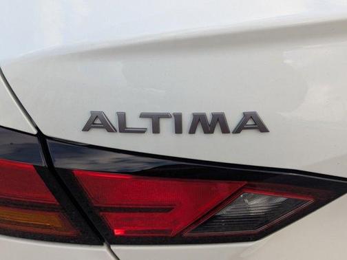 2025 Nissan Altima S