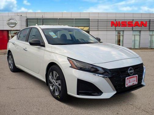 2025 Nissan Altima S