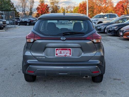 2024 Nissan Kicks S