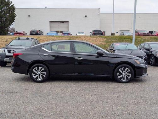 2025 Nissan Altima S