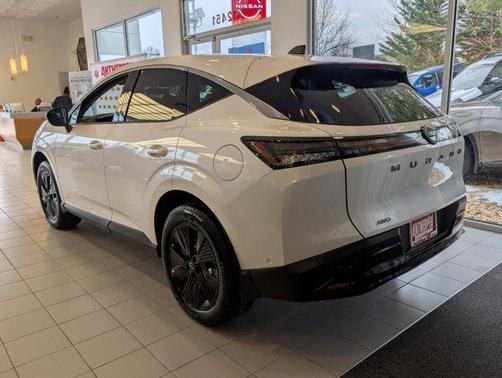 2025 Nissan Murano SV