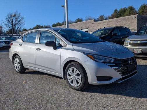 2025 Nissan Versa S